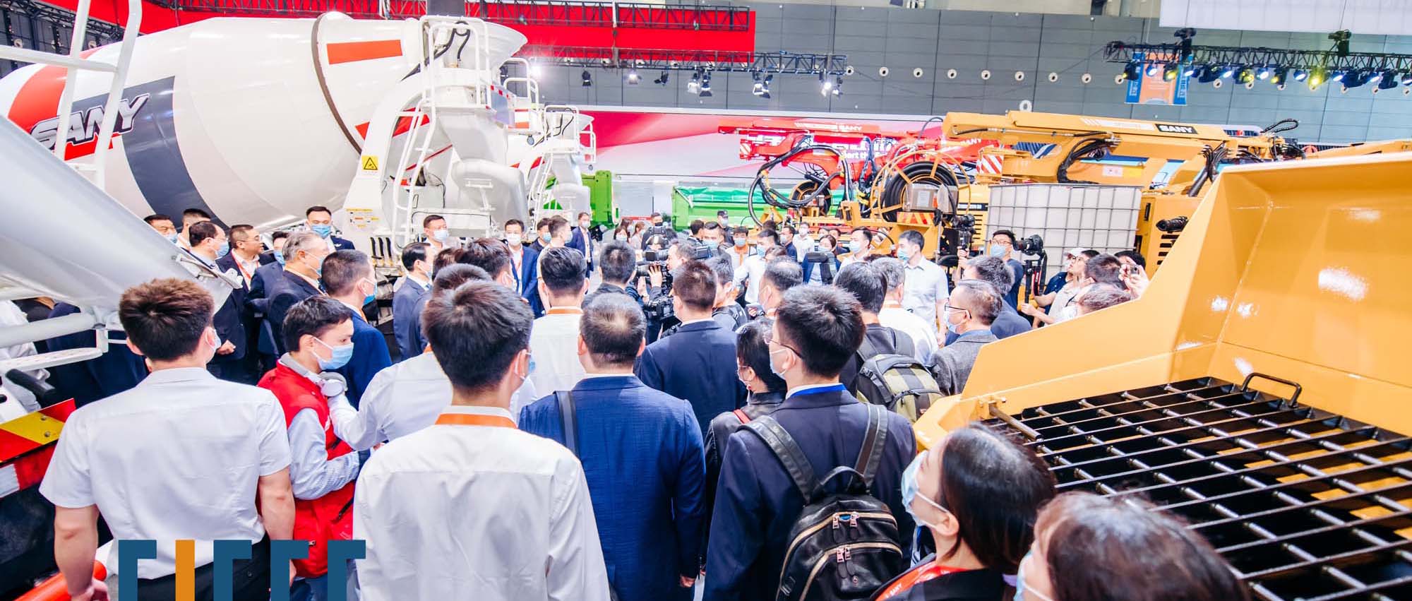 德安会与第三届长沙国际工程机械展览会现场